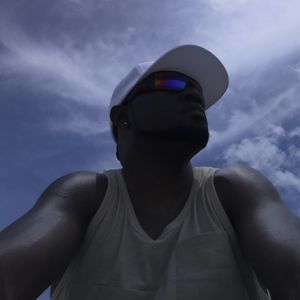 Meet your Posher, Kenney